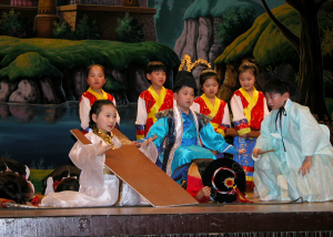 2005.12.15-Chong-2 - Musical English - early childhood learning program