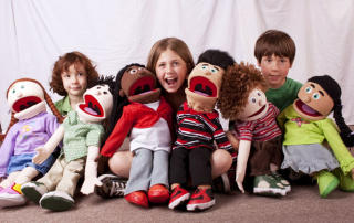 Children And Their Puppets - Musical English - early childhood development program